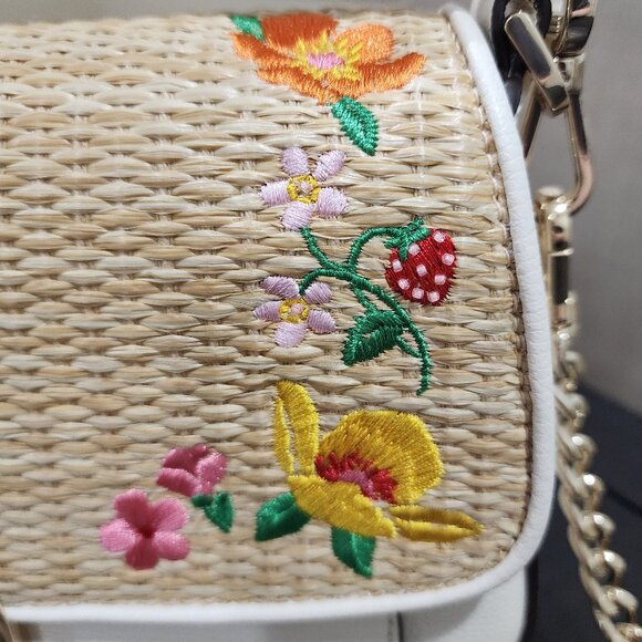 KATE SPADE PHOEBE EMBROIDERED STRAW FLAP CROSSBODY-BRAND NEW WITH TAGS - Picture 4 of 9